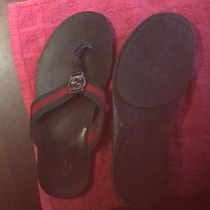 Gucci thong slide